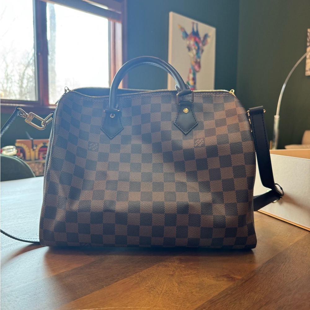 Authentic Louis Vuitton Monogram Speedy Bandouliere 30 - Picture 11 of 13